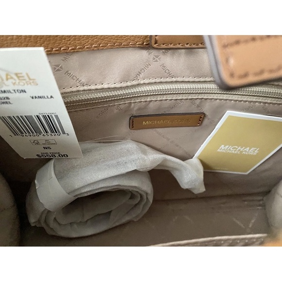 MICHAEL KORS Hamilton Medium Vanilla Monogram Signature Crossbody NS Tote $558 - Picture 8 of 13